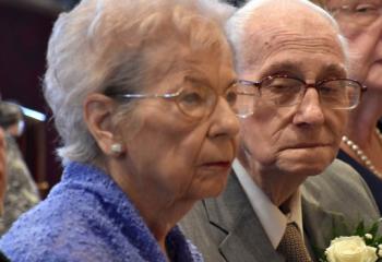 Joseph and Hila Schedler participate in the Mass in celebration of 70 years of their marital union.
