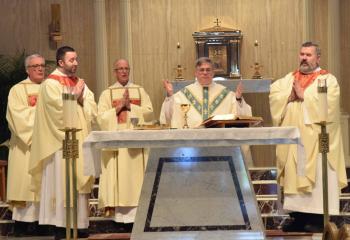 Bishop of Allentown Alfred Schlert celebrates Mass April 14 during the conference, “Together in Holiness,” with, from left: Deacon John Stapleton, assigned to St. Catharine of Siena, Reading; Father Stephan Isaac, assistant pastor of St. Ignatius; Deacon Joseph Petrauskas, assigned to St. Columbkill, Boyertown; and Father Thomas Bortz, pastor.