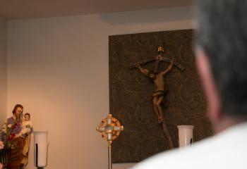 The Blessed Sacrament is exposed at St. Ann, Emmaus. (Photo by Sue Braff)