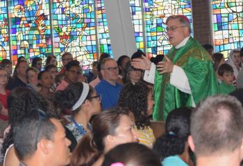 Bishop-elect Alfred Schlert offers the homily during the opening Mass of Quo Vadis and Fiat Days. (Photo by John Simitz)