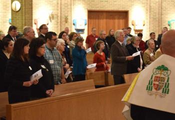 Stewards listen to Bishop Alfred Schlert as he thanks them for their day-to-day work of Christ manifested in the various forms of the Church’s outreach and their faithfulness to the Bishop’s Annual Appeal and other diocesan ministries.