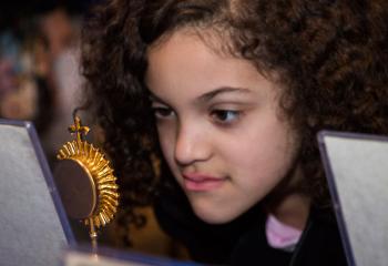 Maria Oliveira takes a closer look at one of the 160 relics.