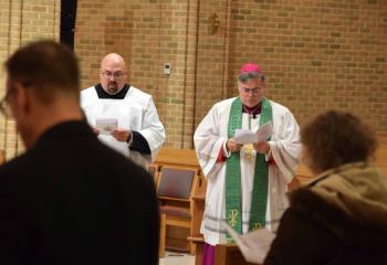 Bishop of Allentown Alfred Schlert, right, and Father Jason Stokes, pastor of Most Blessed Trinity, Tremont, lead the Holy Hour. “I am so appreciative for your support in helping the Diocese offer outreach to those in need,” said Bishop Schlert.