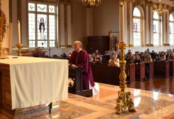 Deacon Snyder leads the recitation of the rosary.